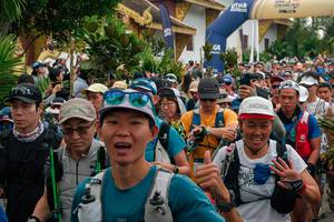 BIB: 
                            <button type="button" onclick="openModal(26906845)" class="btn btn-primary btn-sm float-right btn-popup" data-toggle="modal" data-target=".modal-high-quality">
                        <i class="fas fa-shopping-cart"></i> Add to Cart
                    </button>
                                            <button type="button" onclick="isThisMe(26906845, true)" class="btn btn-success btn-sm float-right btn-popup btn-isme hidden" data-toggle="tooltip" data-placement="bottom" title="นี่คือรูปของคุณใช่ไหม คลิกที่นี่เพื่อเอาเข้าอัลบั้ม">
                        <i class="fas fa-plus"></i> Add to album
                    </button>
                    <button type="button" onclick="isThisMe(26906845, false)" class="btn btn-warning btn-sm float-right btn-popup btn-isnotme hidden">
                        <i class="fas fa-ban"></i> Remove from album
                    </button>